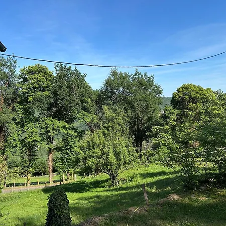 L'oustalou De Petit Jean بيت للعطل *